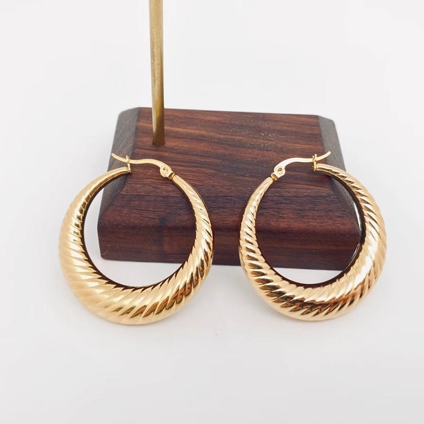 Yara Hoop Earrings