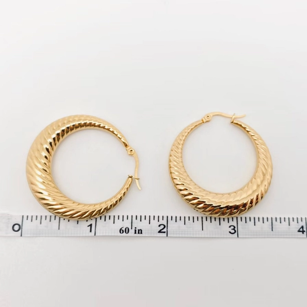 Yara Hoop Earrings