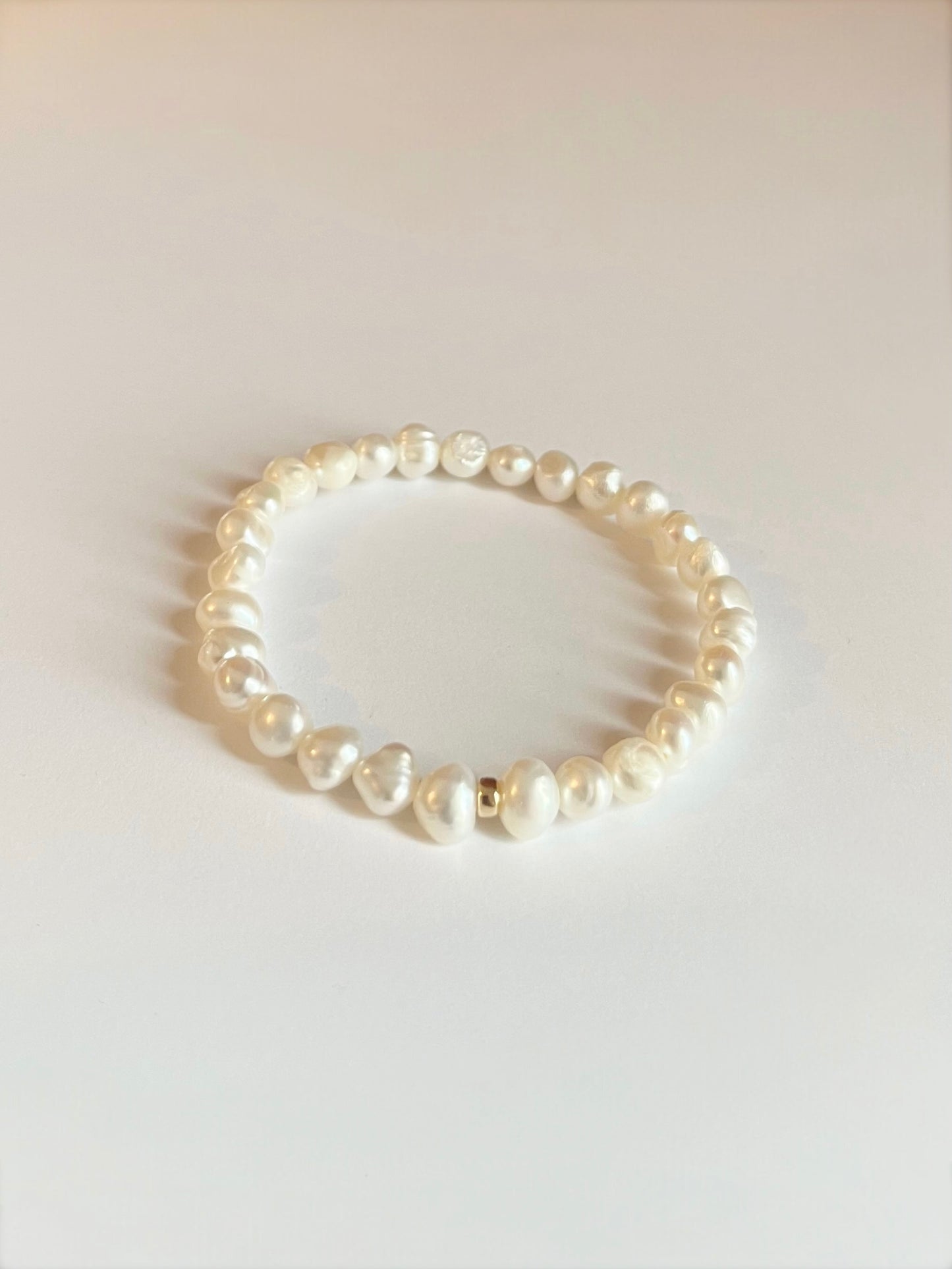 Baroque Natural Cultured Freshwater Pearl Stretch Bracelet with Gold