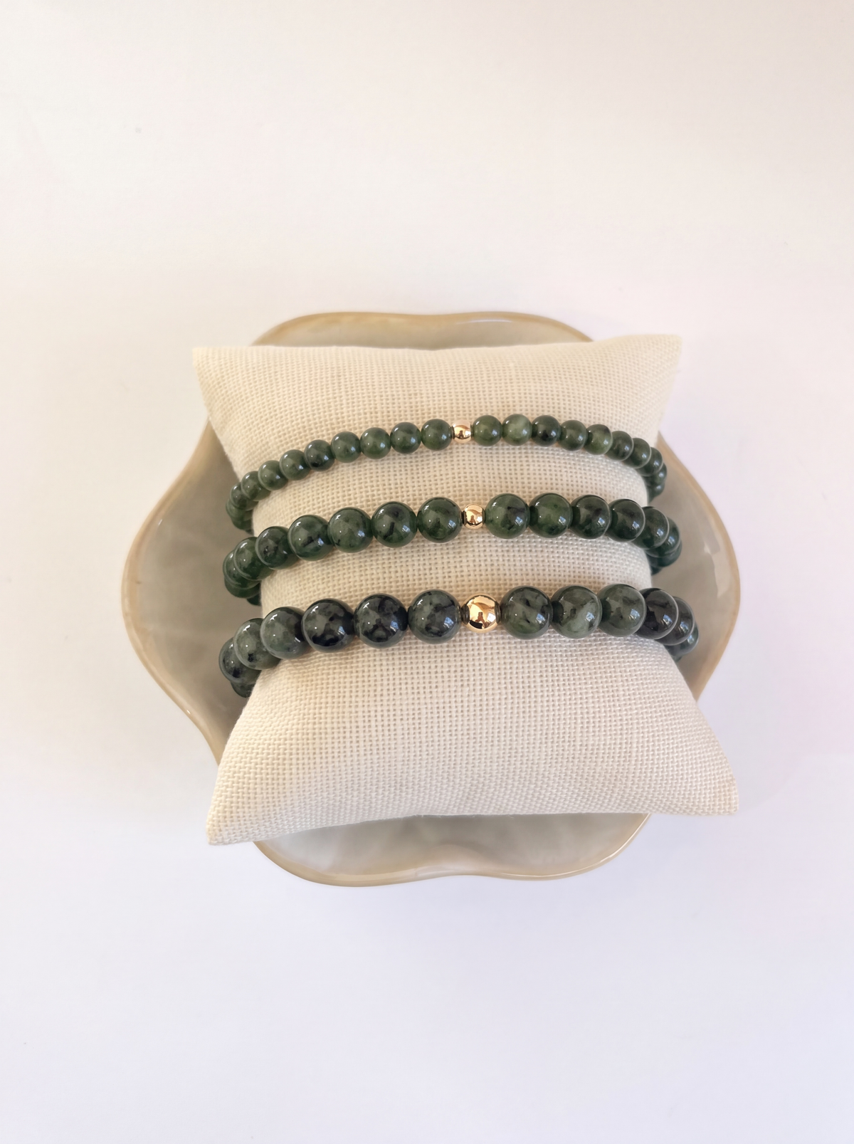 Green Nephrite Jade Stretch Bracelet with Gold or Silver (4mm, 6mm, 8mm)