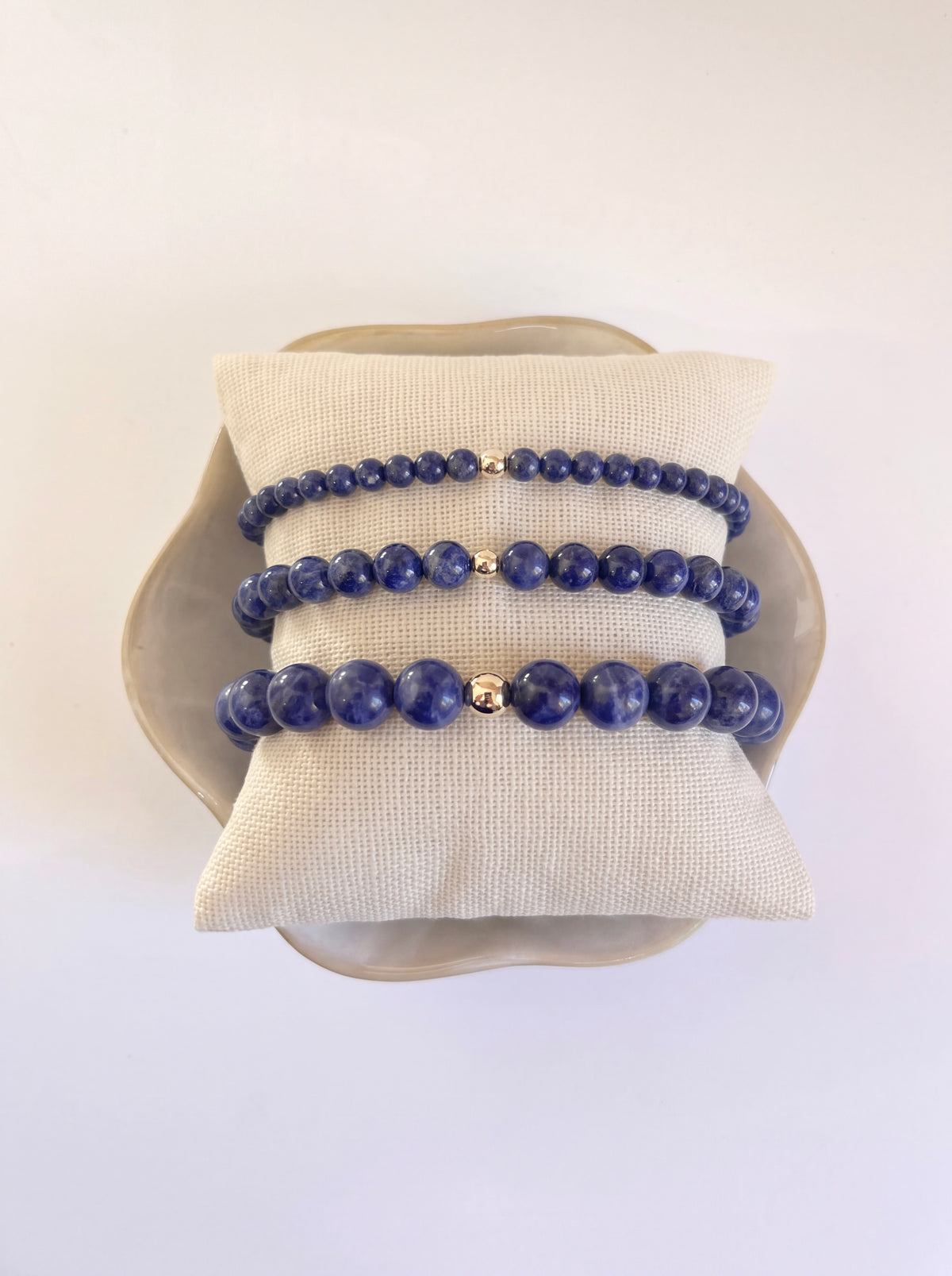 Sodalite Stretch Bracelet with Gold or Silver (4mm, 6mm, 8mm)