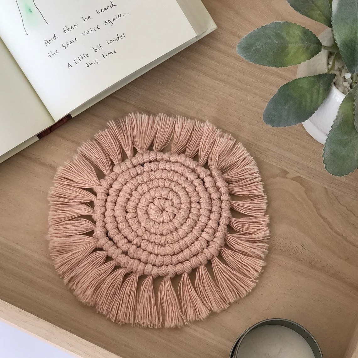 Macramé Drink Coaster in Pink