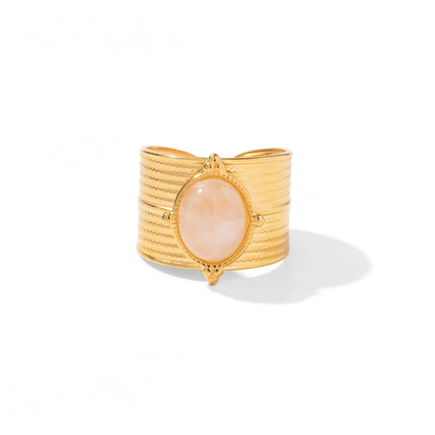 Esmé Ring
