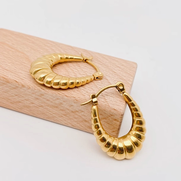 Freya Hoop Earrings