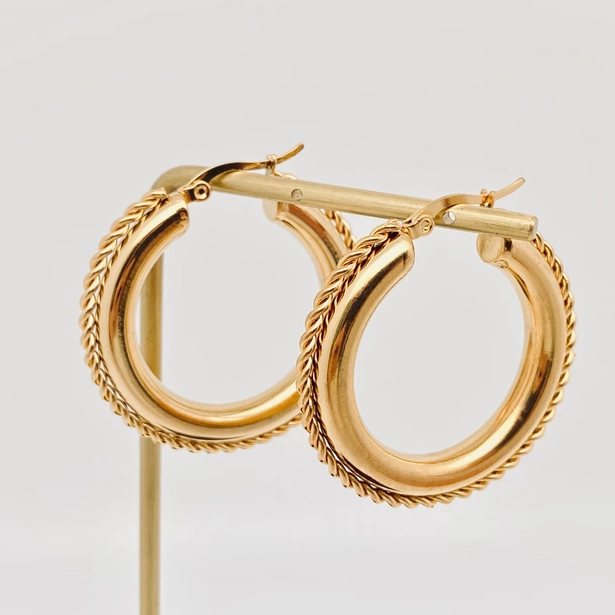 Delilah Hoop Earrings