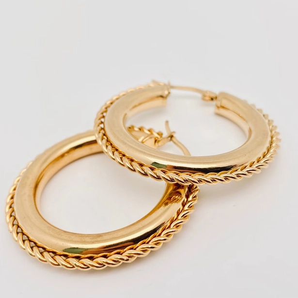 Delilah Hoop Earrings