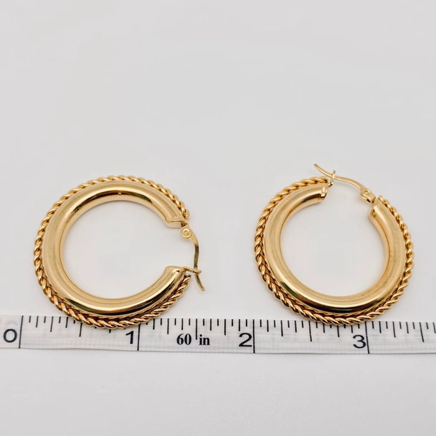 Delilah Hoop Earrings