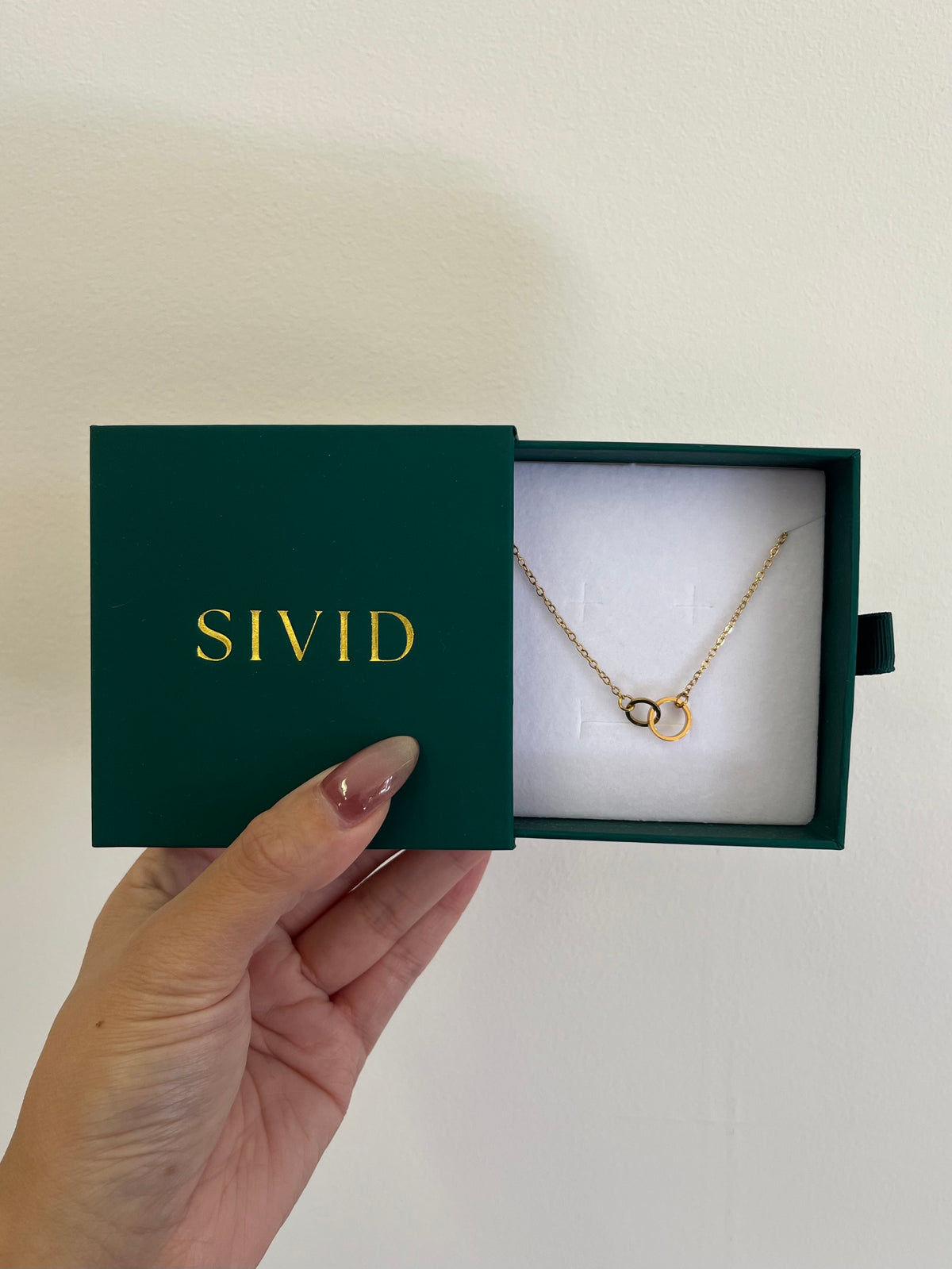 Gold Interlocking Rings Necklace