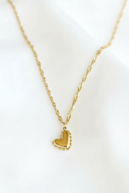 Gold Lace Heart Necklace