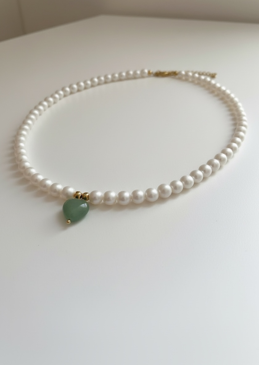 Natural Cultured Freshwater Pearl Necklace with Green Aventurine Heart