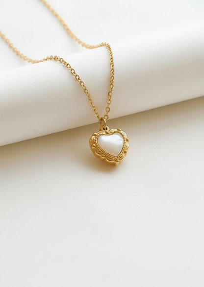Waterproof Gold Vintage Heart Necklace