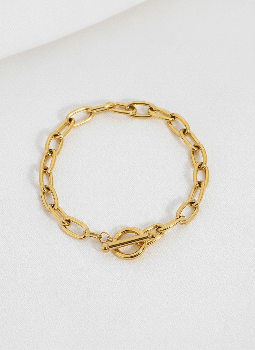 Gold Chain Link Toggle Clasp Bracelet