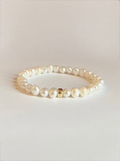Baroque Natural Cultured Freshwater Pearl Stretch Bracelet with Gold