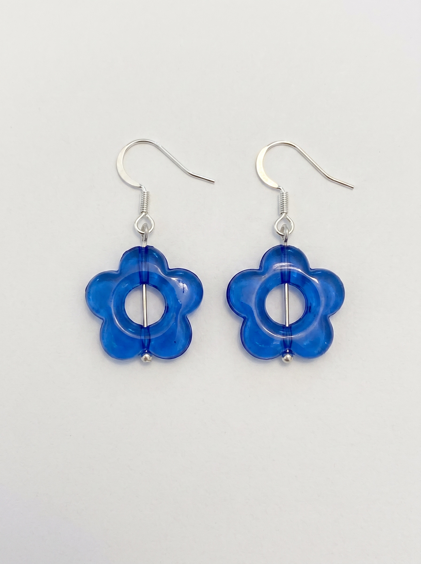 Daisy Earrings in Purple Lavender