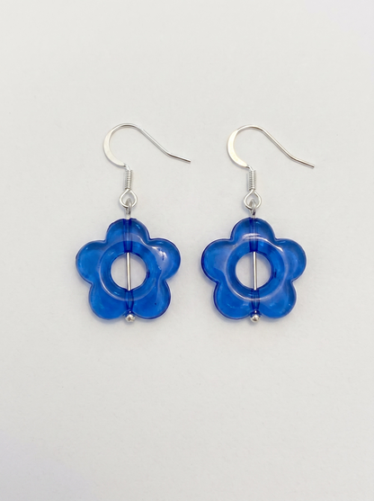 Daisy Earrings in Purple Lavender