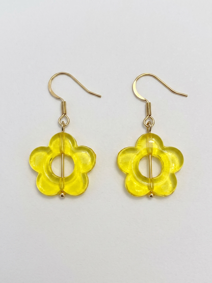 Daisy Earrings in Purple Lavender