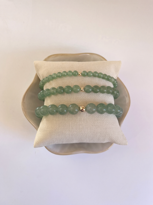 Green Aventurine Stretch Bracelet with Gold or Silver (4mm, 6mm, 8mm)
