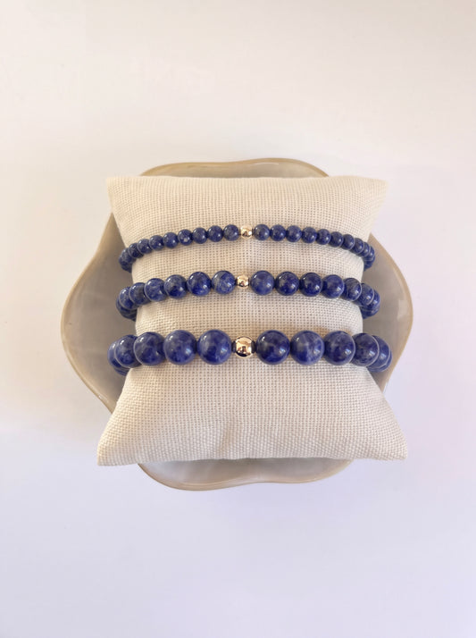 Sodalite Stretch Bracelet with Gold or Silver (4mm, 6mm, 8mm)