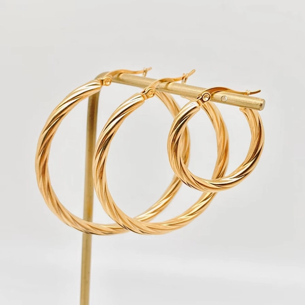 Ziva Hoop Earrings