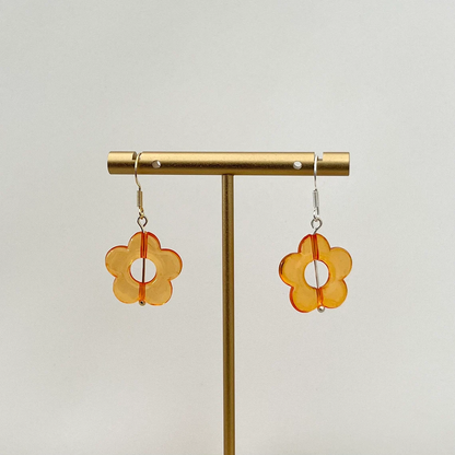 Daisy Earrings in Orange Citrus