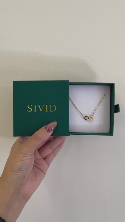 Gold Interlocking Rings Necklace