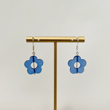 Daisy Earrings in Pink Sherbert